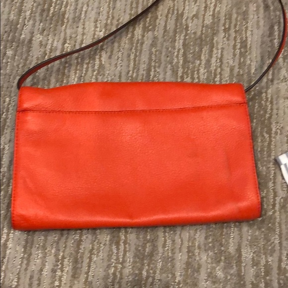 Michael Kors orange clutch - Picture 5 of 6